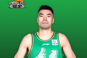 21個(gè)賽季一人一城！今天是李曉旭的36歲生日 祝二哥生日快樂！配圖