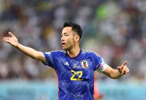 日媒：前日本隊(duì)長(zhǎng)吉田麻也將以“支援球員”身份，與日本隊(duì)會(huì)合配圖